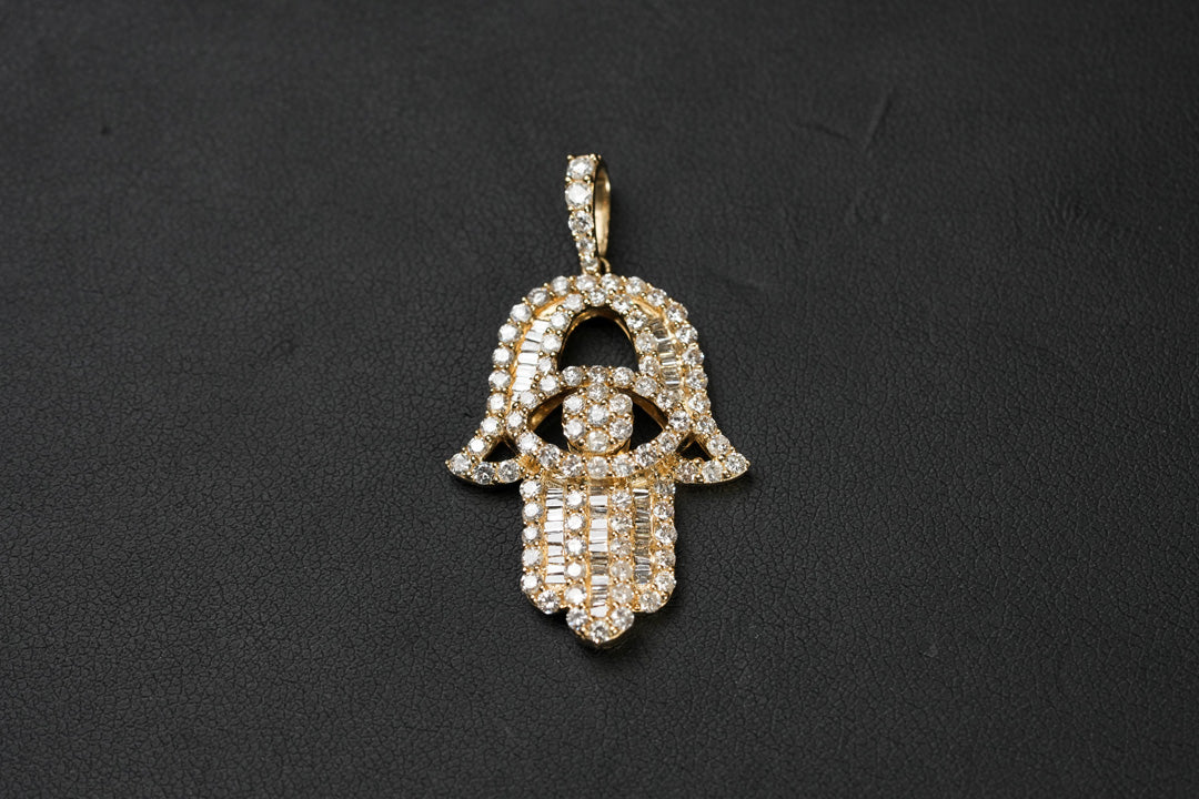 Yellow Gold Hamsa Pendant 14K