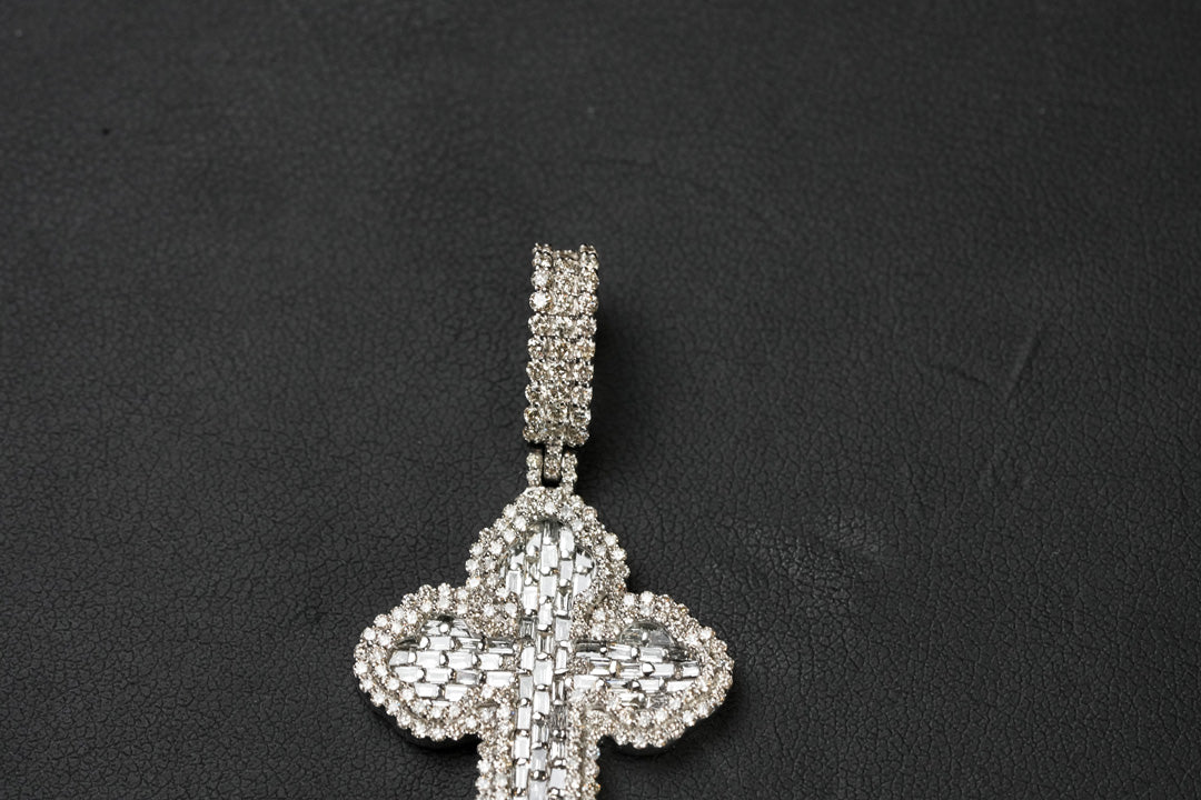 Diamond Baguette Cross White 10K